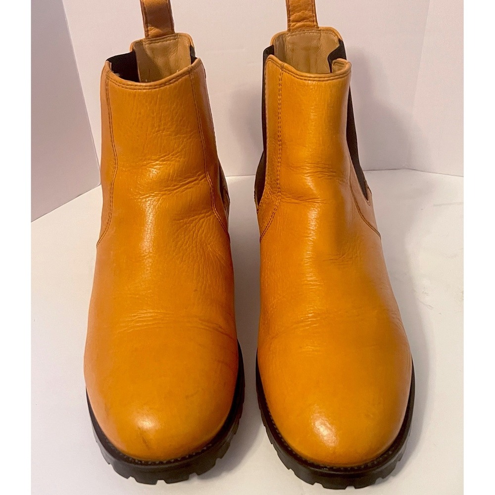 Wander Women's Size 11 M Tan Leather Chelsea Ankle Boots Lug Sole Pull On 21904